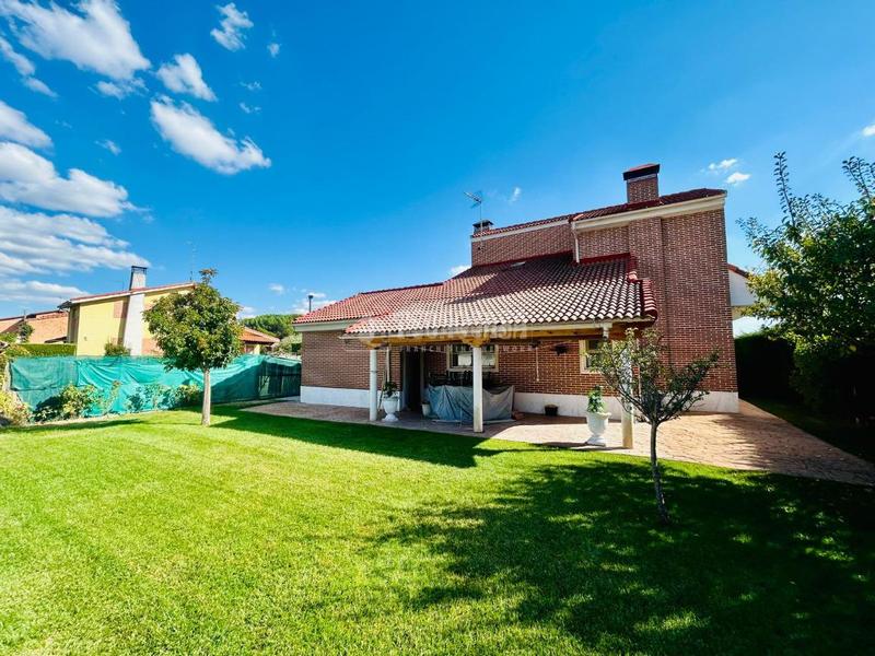 Foto 7dc69312-d192-4fd0-a4b2-9f542350b0fb. Location maison avec chauffage parking dans Aldeamayor de San Martín