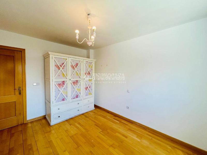 Foto 7269db0a-16a5-4805-897f-0ec914c15382. Casa bifamiliare con parcheggio in Boecillo