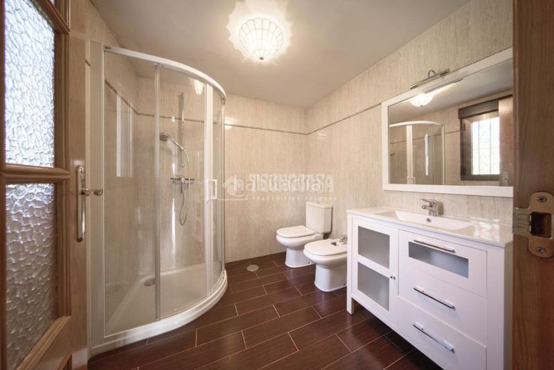 Foto 0d6a2268-faa9-4565-9b89-84cc4ae06b64. Casa a Tudela de Duero