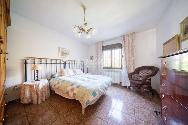 Foto 733dd8fe-192e-46d0-9bb4-d2c095b2b5a8. Casa a Tudela de Duero