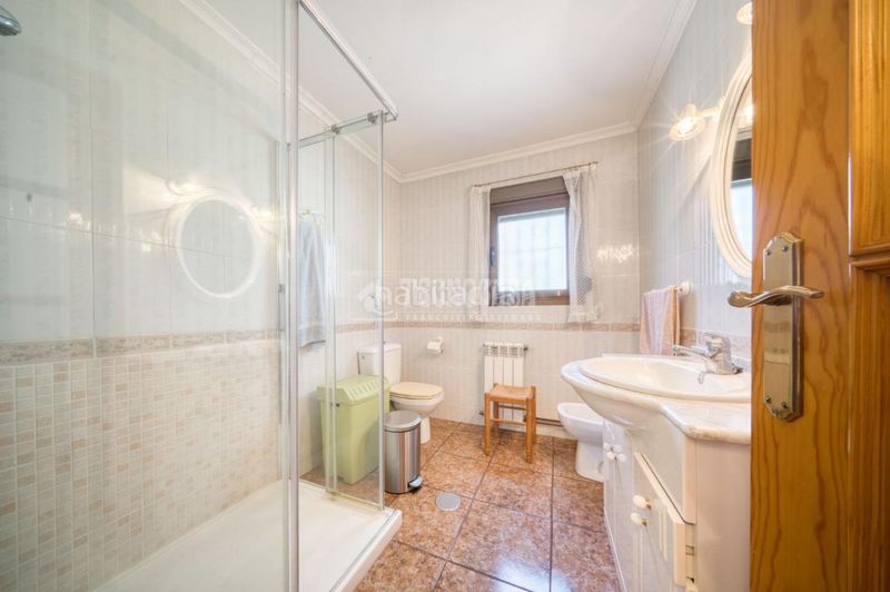Foto a60e404e-0c86-4383-ac32-bc5621f5bcde. Casa a Tudela de Duero