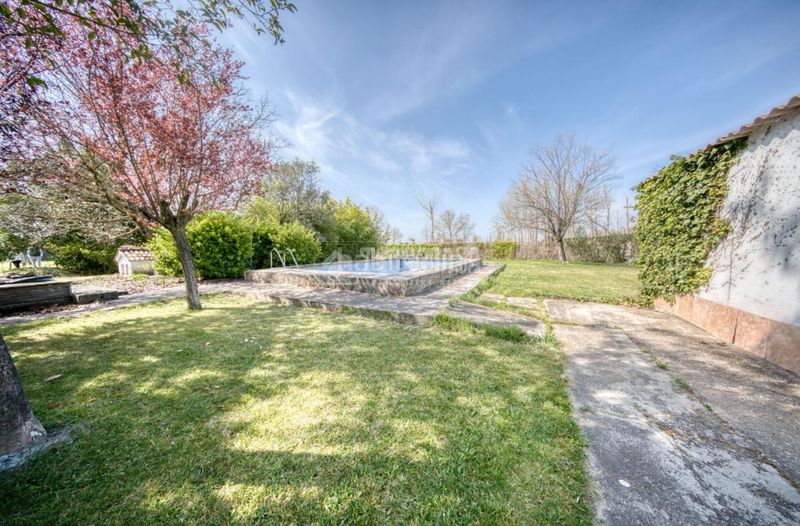 Foto ee2387c5-0546-4482-b9d4-f06446bdc4a7. Casa a Tudela de Duero
