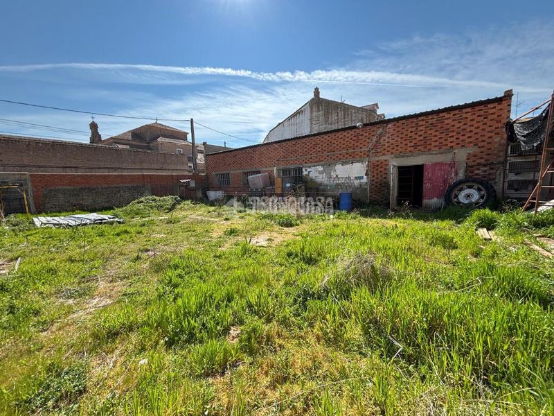 Foto 706868cb-711d-4042-b834-03b16416b8b8. Local comercial a Nava del Rey