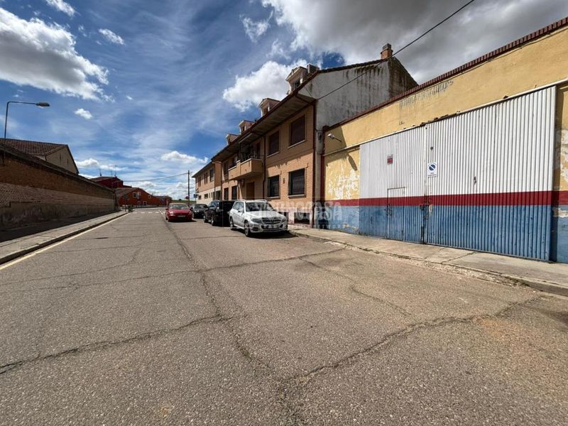 Foto ceb29f1d-32c6-47b4-9d0b-22416cf9f2ce. Local comercial a Nava del Rey