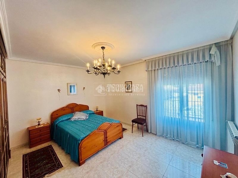 Foto 405fb765-9000-46f1-b19d-f7f7103c5690. Casa amb calefacció a Traspinedo