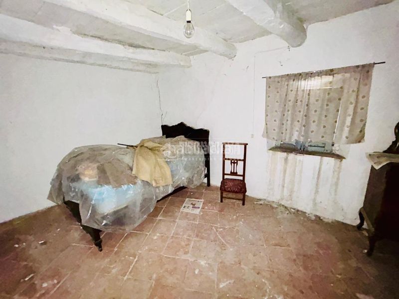 Foto 9d13a43d-81eb-46cd-8ca7-cc4ab526e54e. Casa aparellada a Camporredondo