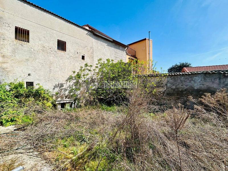 Foto 9dff0b11-8fad-4d3e-b6b0-ba4a2296c05c. Casa aparellada a Camporredondo