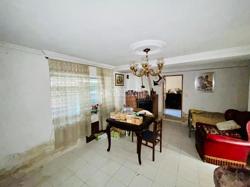 Foto a98c6223-7f36-4459-8e92-69b80c4d7e49. Casa aparellada a Camporredondo