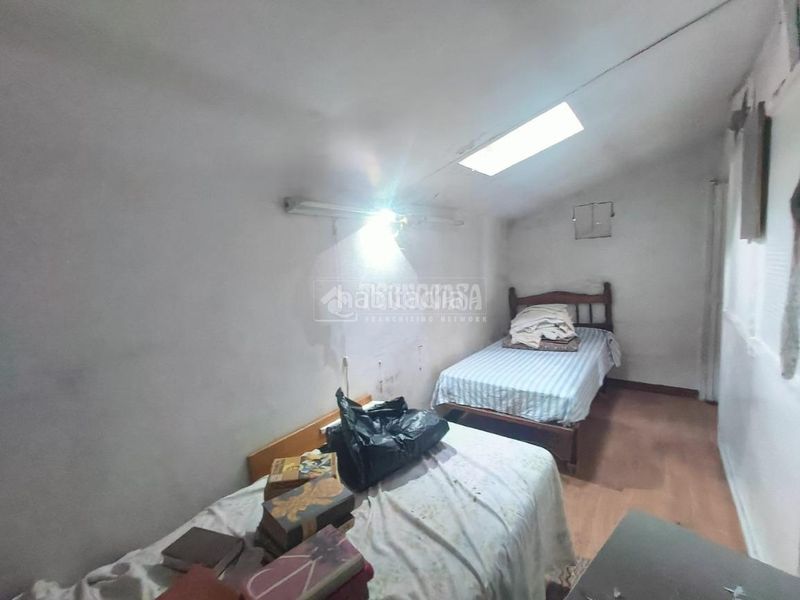 Foto 415f569e-7ead-4a94-876b-c44d6f297548. Aparcament cotxe a Medina del Campo
