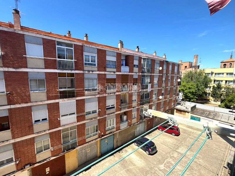 Foto 83c3e3c4-d0ba-4c12-8d63-a042a5a4f734. Pis a Medina del Campo