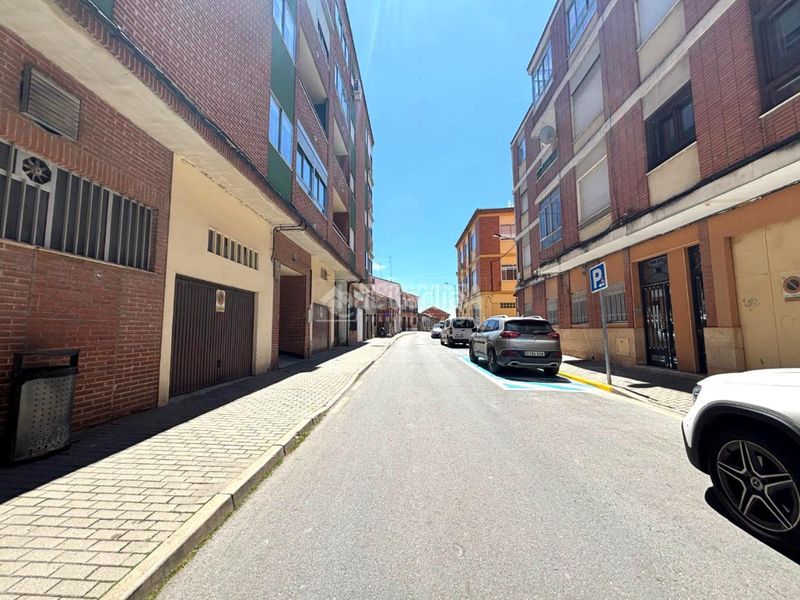 Foto d4e66990-4b4a-49da-91ae-29b433cb5cec. Pis a Medina del Campo