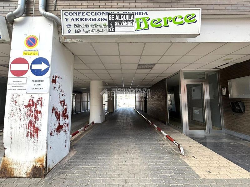 Foto 1370dbce-c0d2-4049-87a1-35a81a10eabd. Aparcament cotxe a Medina del Campo