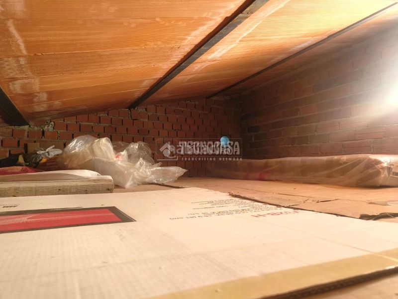 Foto be23d886-15b3-41d5-8faa-389512ae498c. Casa a Ataquines