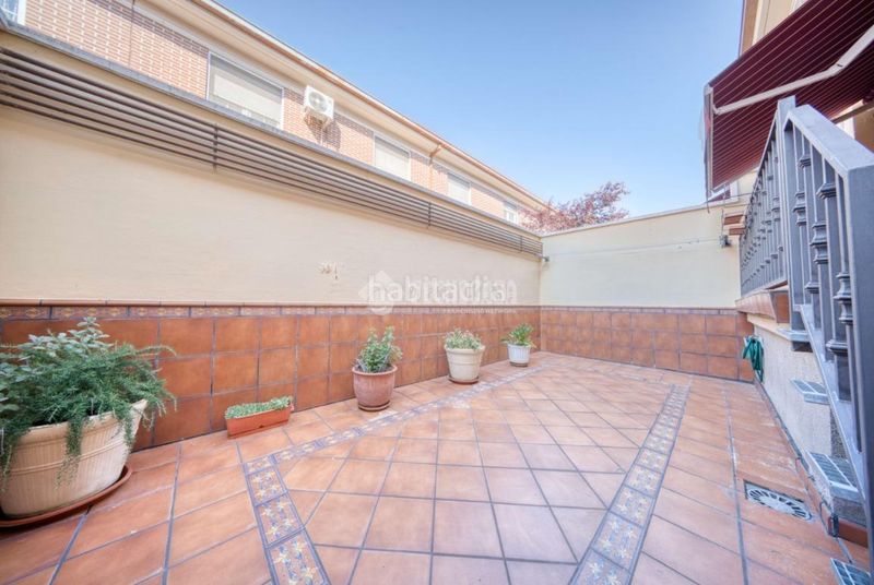 Foto 73d8b815-57bd-48ea-9e28-3306df7764b1. Casa aparellada amb calefacció aparcament a Laguna de Duero