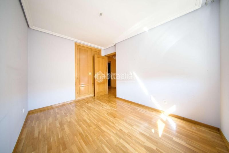 Foto ab4e9ebd-0511-45f6-a72c-3107ba9ecbb4. Casa aparellada amb calefacció aparcament a Laguna de Duero