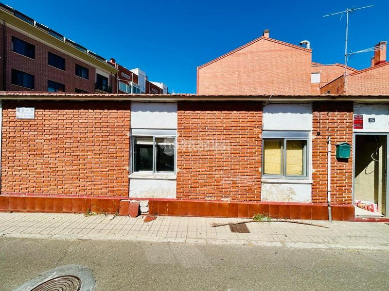 Foto cf48bd9e-50b7-4687-9cc3-593322d38fe7. Casa a Laguna de Duero