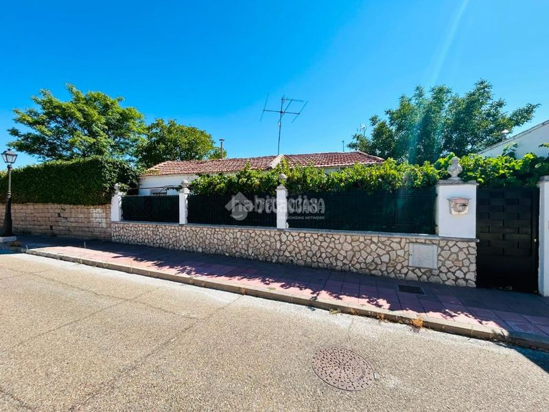 Foto 53135ecd-4ce8-4928-ac31-9763d75ae724. Casa a Laguna de Duero
