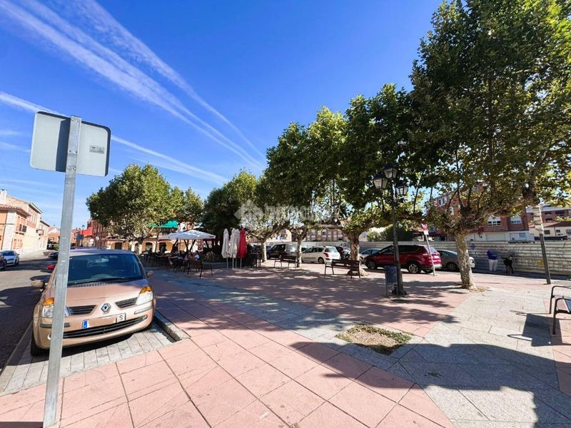 Foto aef30aa3-41b5-422b-90ca-1488ee09ed3e. Terreny residencial a Laguna de Duero