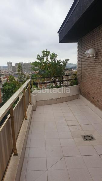 Foto 04a6764f-8a36-4dbd-853d-08178ab82460. Attico con parcheggio in Tres Torres Barcelona
