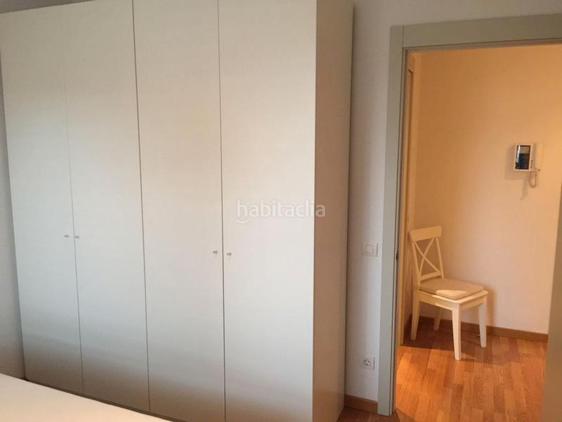Foto 4000fd0a-fa66-4368-b841-91027162528f. Apartament a carrer de les esquadres 2 a Sant Josep Hospitalet de Llobregat (L´)