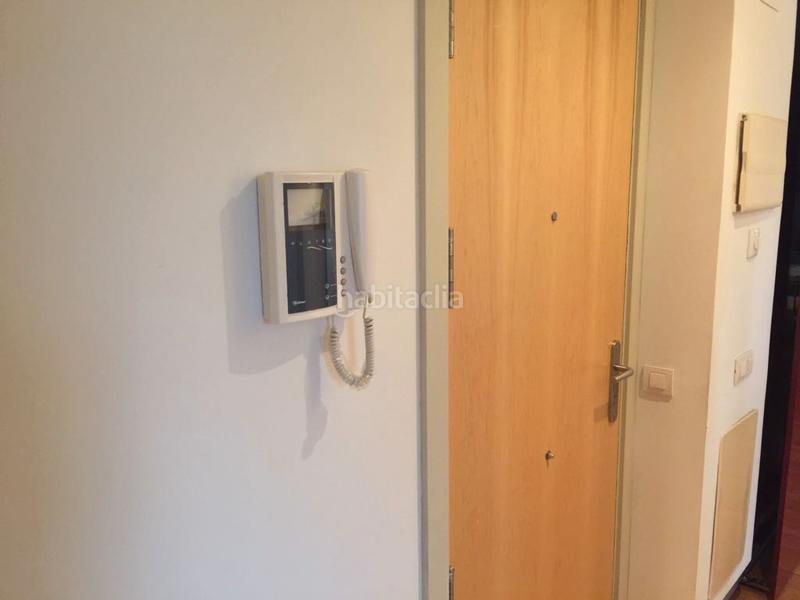 Foto e5ae6557-7959-49bd-b2bf-d255a2625eca. Apartament a carrer de les esquadres 2 a Sant Josep Hospitalet de Llobregat (L´)