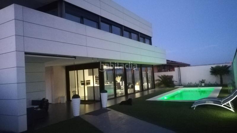 Foto 06dea182-3556-4ae2-92ec-1293c3bc6bbf. Maison avec chauffage piscine dans Roales