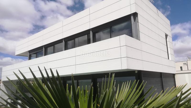 Foto b18da313-f016-4cf5-aa83-ad2cd2a7f8b7. Maison avec chauffage piscine dans Roales