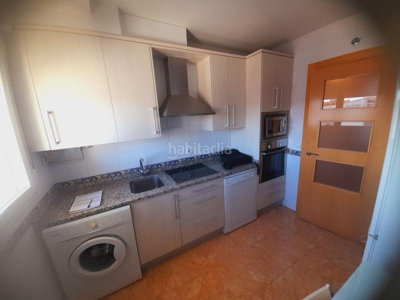 Foto 3b181c9f-0d13-47fd-b205-50a06e9b7fbc. Flat with heating in Los Bloques Zamora