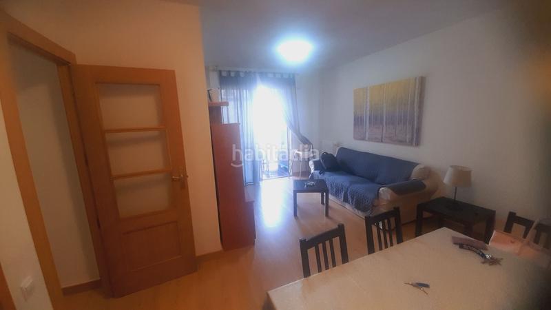 Foto cdf9bc94-8e49-461a-bcaa-69038cbaaee7. Flat with heating in Los Bloques Zamora