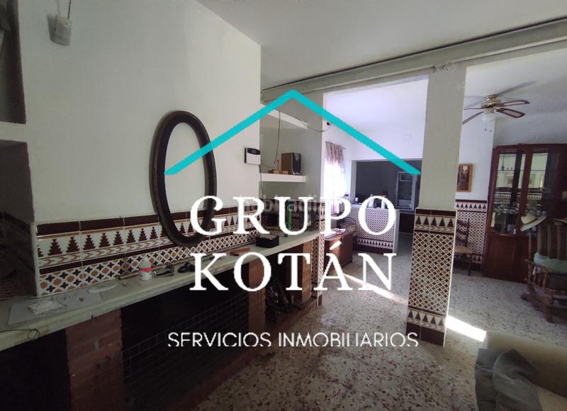 Foto 7544b7b6-fb99-4e85-9747-0c8e26ab57a2. Masía en avenida del rocio 6 inversión finca rústica regadío olivo sevilla aove en Huévar