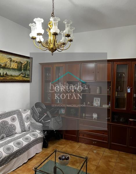 Foto ca3c0e93-ecc4-4685-9e16-57df7338af64. House in Almonte Almonte