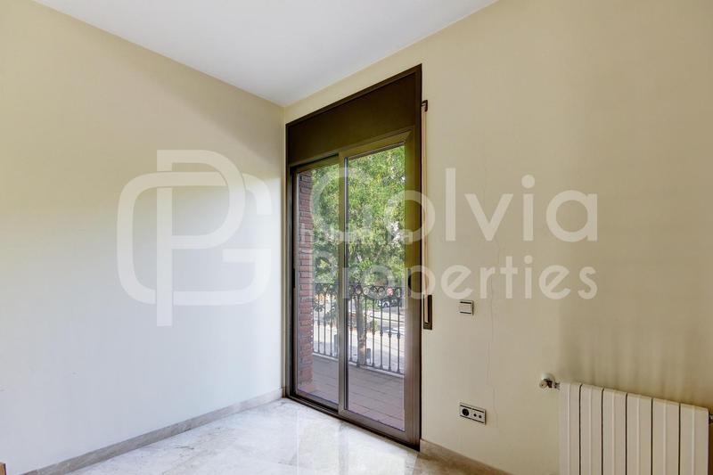 Foto 9549b249-d135-4ecb-95e1-f85c088a5c69. Casa impecable distinción en Can Tintorer-Can Tries Gavà