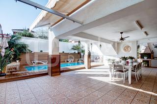 Maison  Carrer dels violers. Amor a primera vista  viladecans