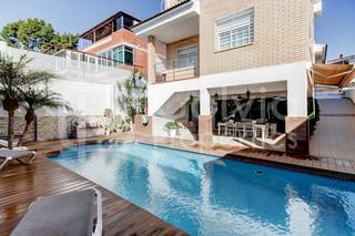 Casa  Carrer dels violers. Amor a primera vista