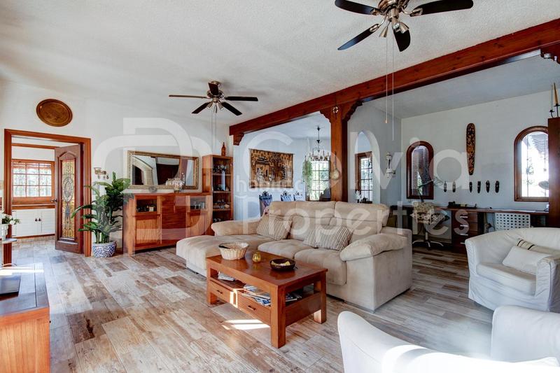 Foto 4665cb0e-14cc-4779-aca8-656111df3c56. Country house with heating pool in Banyeres del Penedès