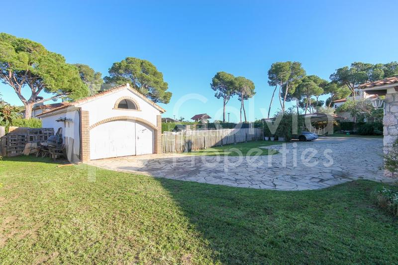 Foto 641fd2ad-b3a2-4c03-a11f-34a227bd1d7a. Country house with heating pool in Banyeres del Penedès