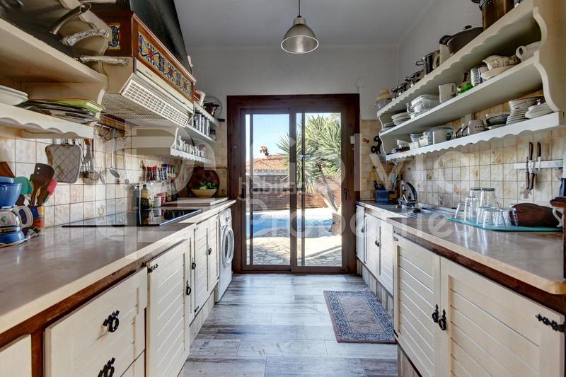 Foto a3c1e413-6ba0-47c2-9be3-4efc2af54816. Country house with heating pool in Banyeres del Penedès