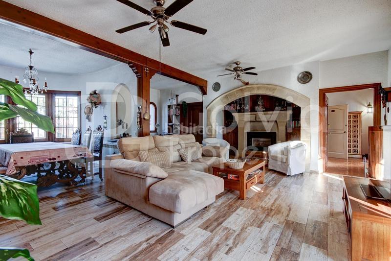 Foto ffea6436-532a-444f-8020-0eaad2f16f75. Country house with heating pool in Banyeres del Penedès