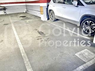 Parking voiture  Travessera industrial. Plaza de parking doble