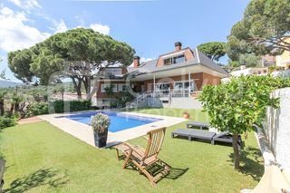 Haus in Torrent Ballester. Luxury  style  viladecans