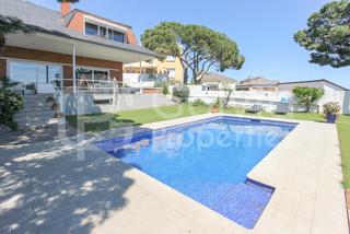 Casa a Torrent Ballester. Luxury  style