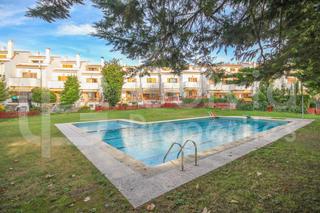 Casa adossada  Carrer major. Esencia natural  begues