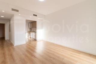 Appartement  De joaquim vayreda. Luz natural  gavà