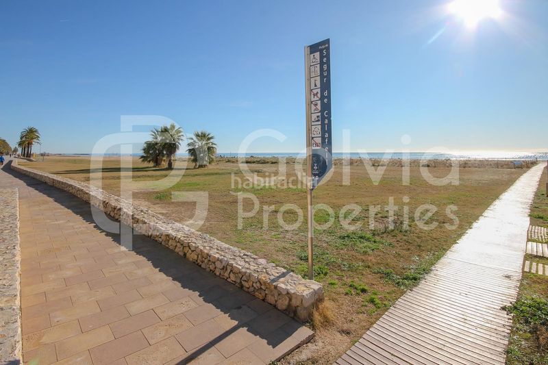 Foto a12fa6d3-0296-49af-a26d-60f1740b85d6. Pis amb aparcament piscina a Segur Platja Segur de Calafell