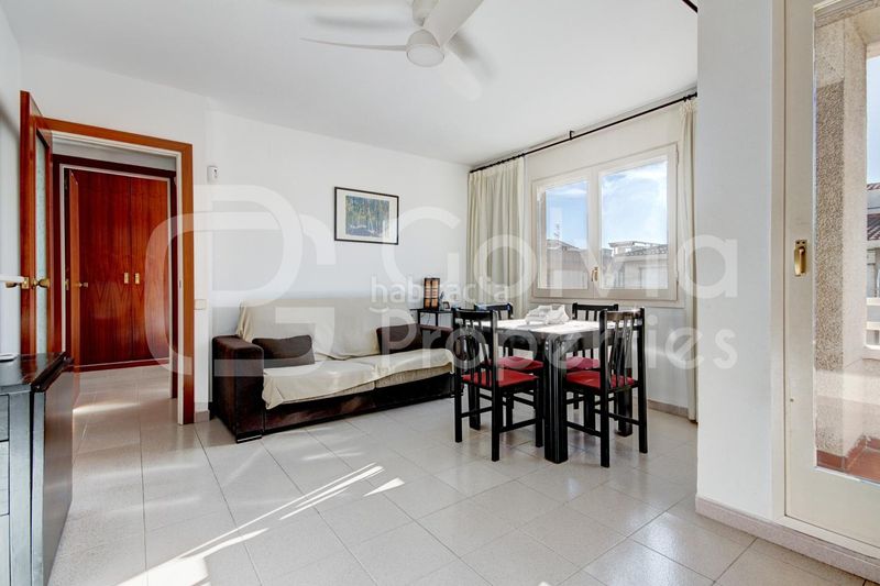 Foto a21d381d-164c-4f42-b3e5-3024737cd021. Pis amb aparcament piscina a Segur Platja Segur de Calafell