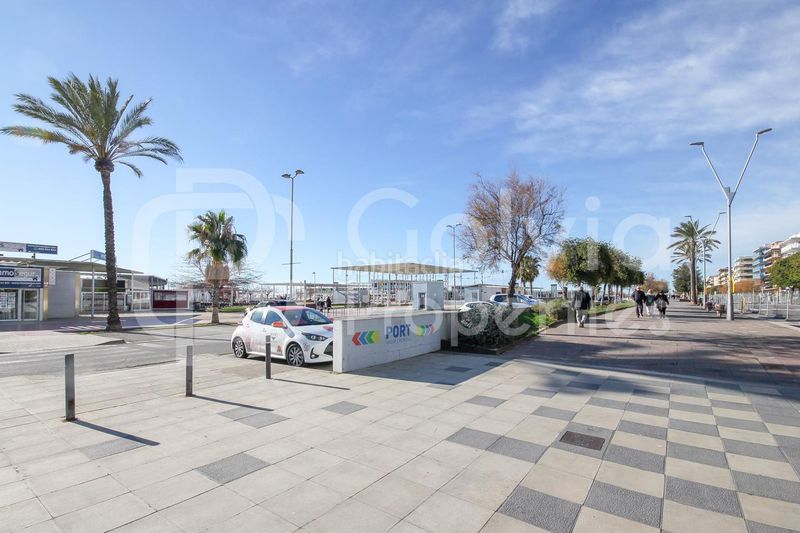 Foto d64eb137-719f-497e-a7ee-6e3031e6031c. Pis amb aparcament piscina a Segur Platja Segur de Calafell