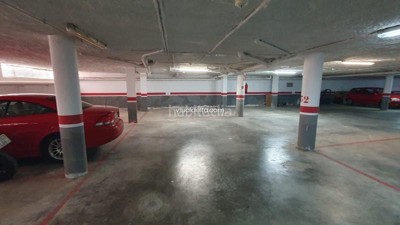 Foto c7438a87-ef22-4fbf-b2b2-9d190e860738. Alquiler parking coche garaje parking en Deltebre