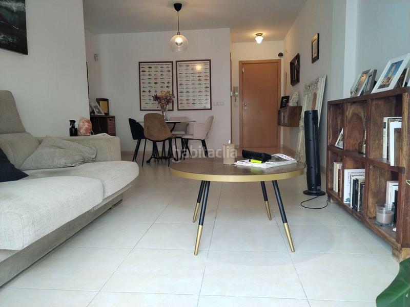 Foto 4567f51e-efce-4019-bd06-a46e2166c983. Piso  de 3 habitaciones, 2 baños y plaza de parking en Camarles