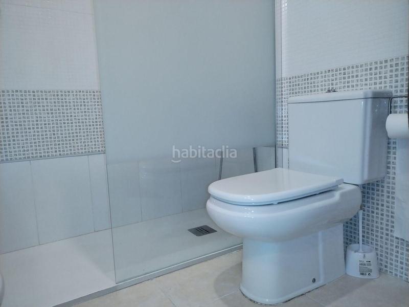 Foto ffd86ee0-b610-4103-a3f8-a5ff82436aac. Piso  de 3 habitaciones, 2 baños y plaza de parking en Camarles