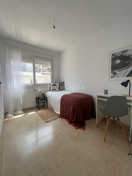 Foto 36e74bf2-628b-43da-81be-947db38e19c2. Dúplex amb calefacció a Alcanar